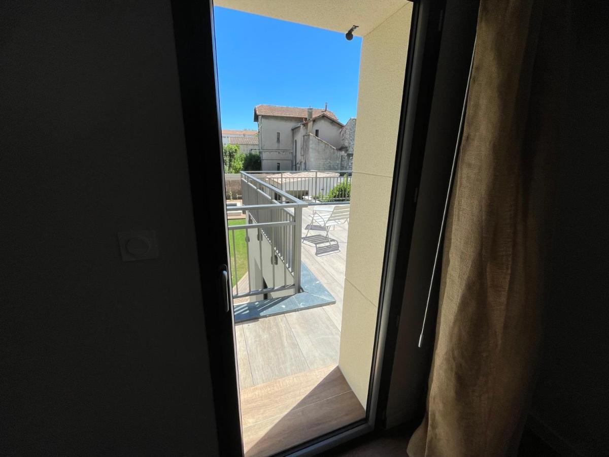 La Maison De L'Olivier Avignon Luaran gambar